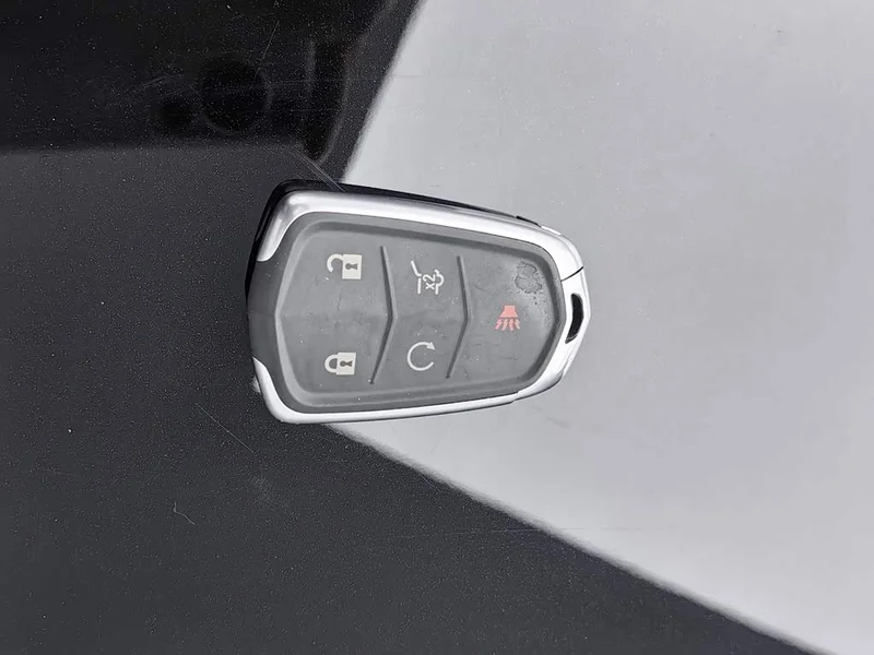 Cadillac XT5 — фото 19