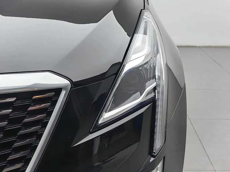 Cadillac XT5 — фото 7