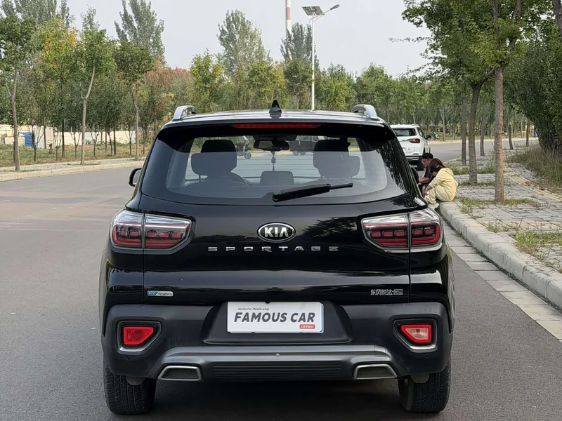 Kia Sportage — фото 5