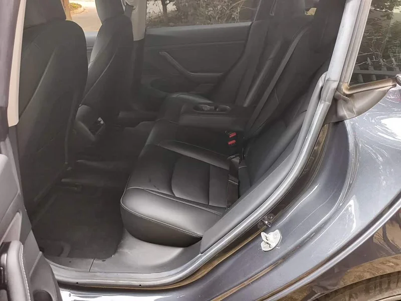 Tesla Model 3 — фото 18