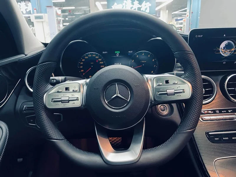 Mercedes-Benz C-Class — фото 11