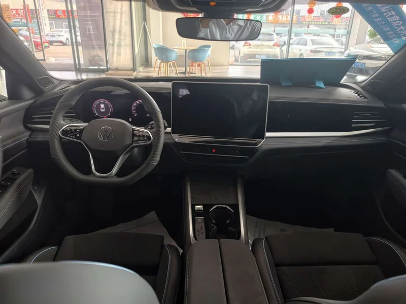 Volkswagen Passat — фото 6