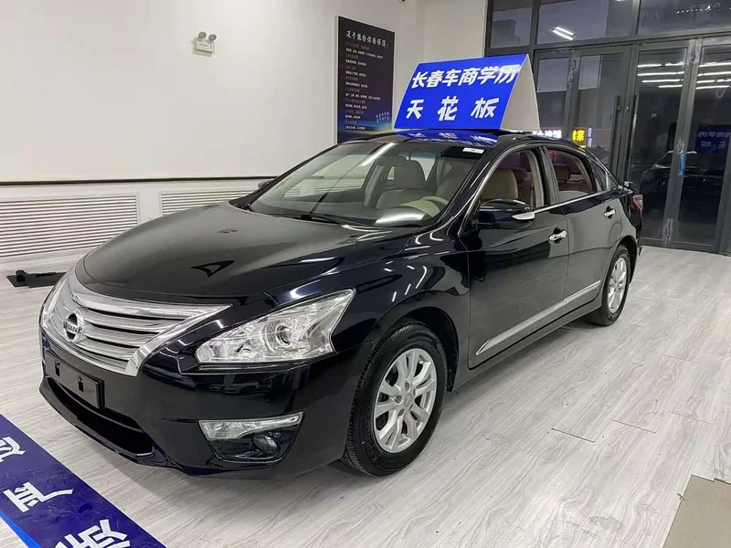 Nissan Teana — фото 1