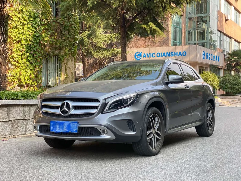 Mercedes-Benz GLA — фото 1