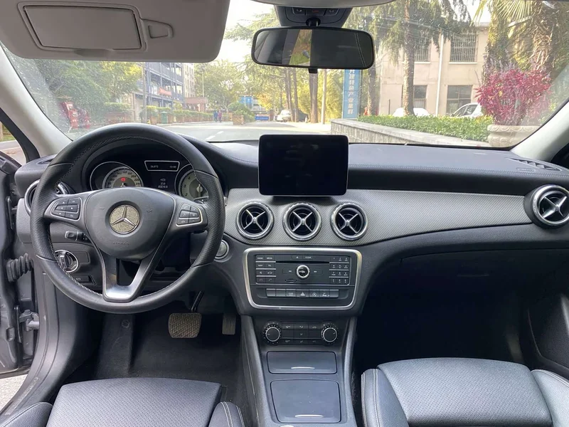 Mercedes-Benz GLA — фото 5