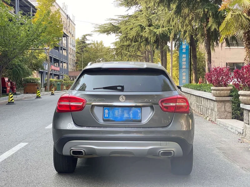 Mercedes-Benz GLA — фото 8