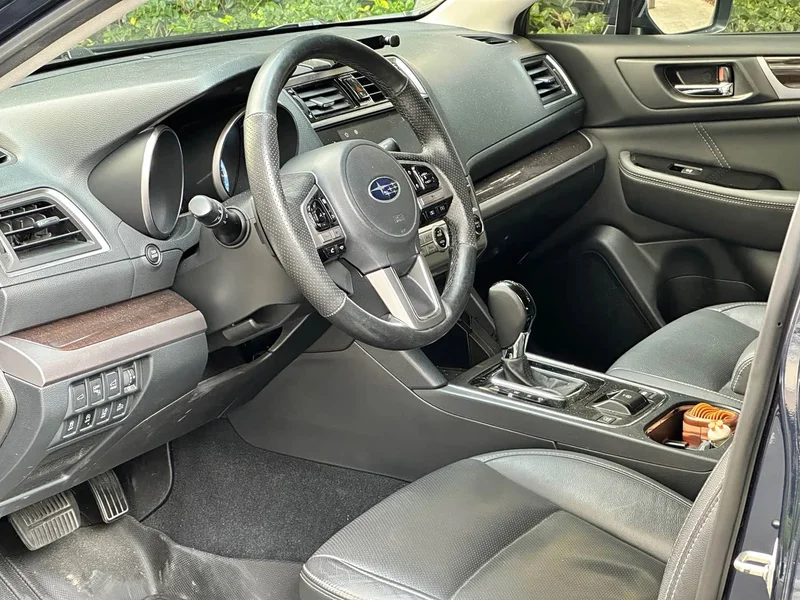 Subaru Outback — фото 8