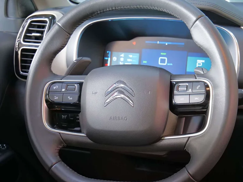 Peugeot C5 Aircross — фото 14