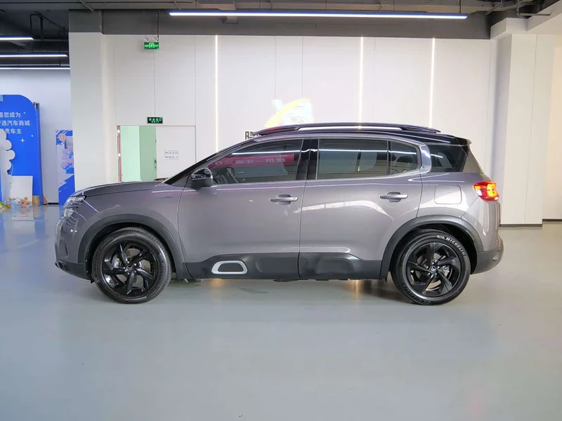 Peugeot C5 Aircross — фото 5
