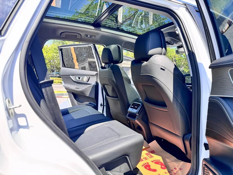 Chery Tiggo 8 Pro — фото 17