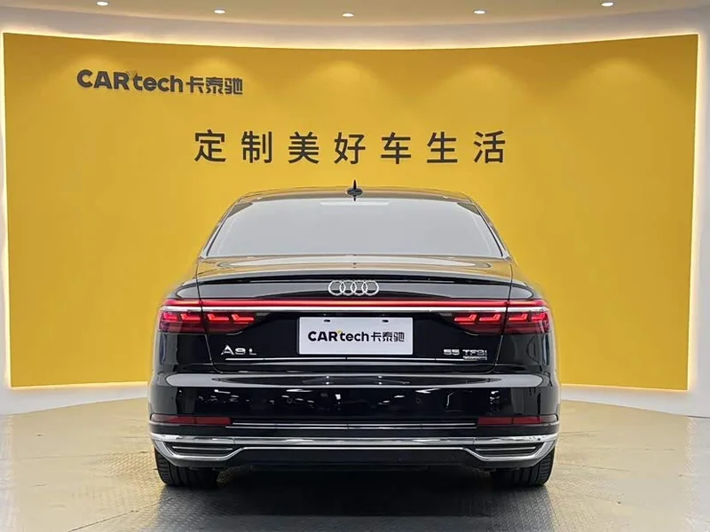 Audi A8 — фото 5