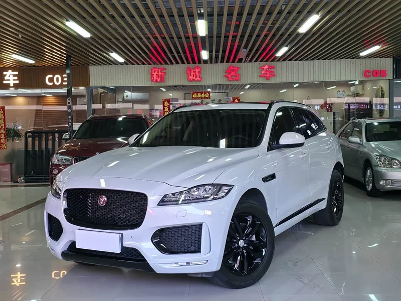Jaguar F-PACE — фото 1