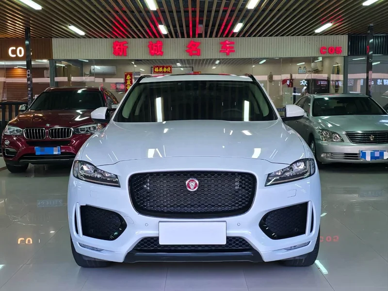 Jaguar F-PACE — фото 2