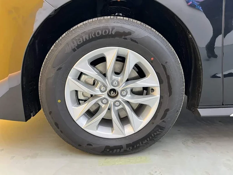 Skoda Roomster — фото 10
