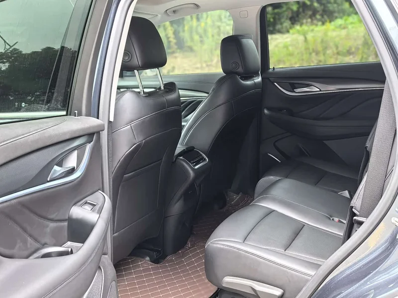 Buick Enclave — фото 14