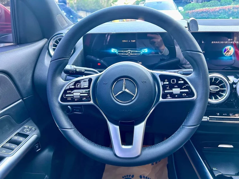 Mercedes-Benz GLA — фото 13