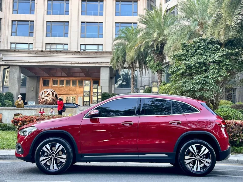Mercedes-Benz GLA — фото 19
