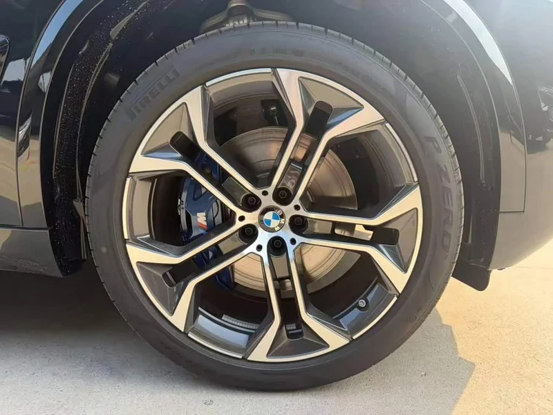 BMW X5 — фото 20