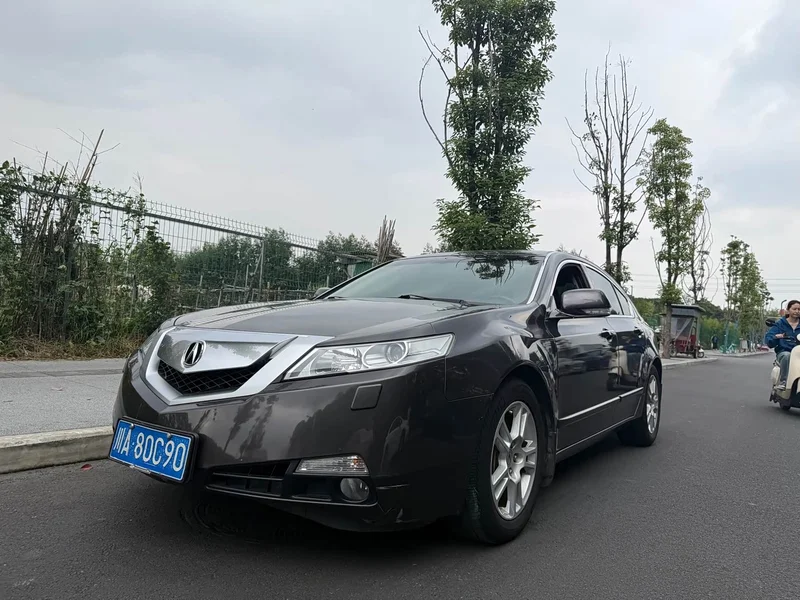 Acura TL — фото 1