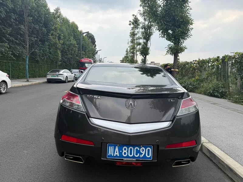 Acura TL — фото 29