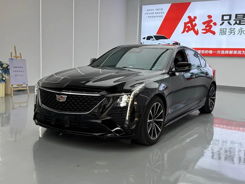 Cadillac CT5 — фото 1
