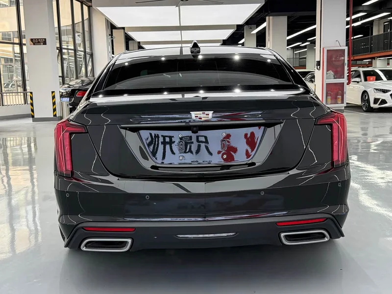 Cadillac CT5 — фото 15