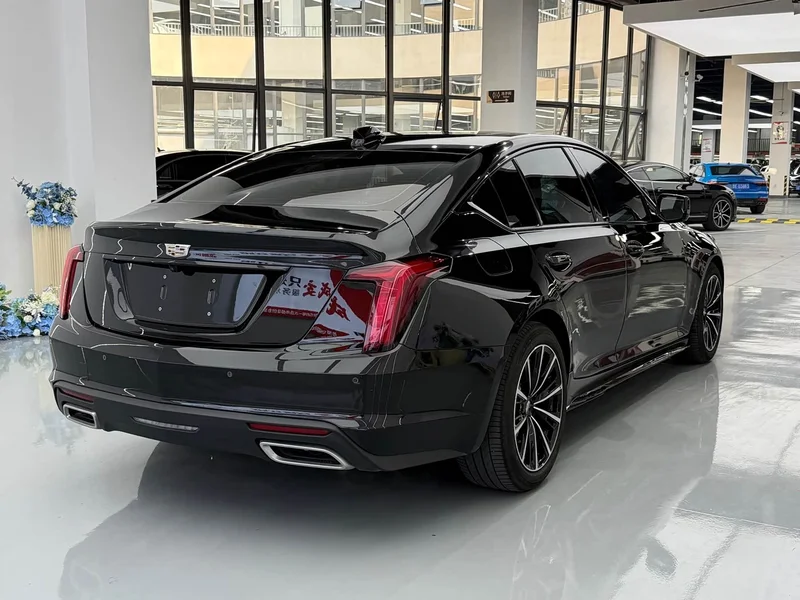 Cadillac CT5 — фото 16