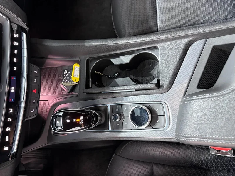 Cadillac CT5 — фото 8