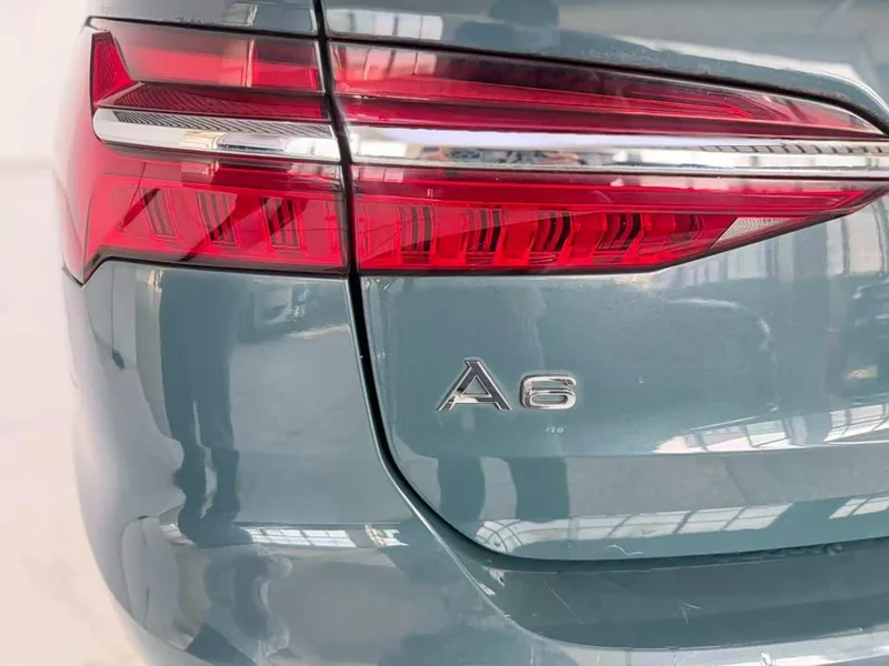Audi A6 — фото 14