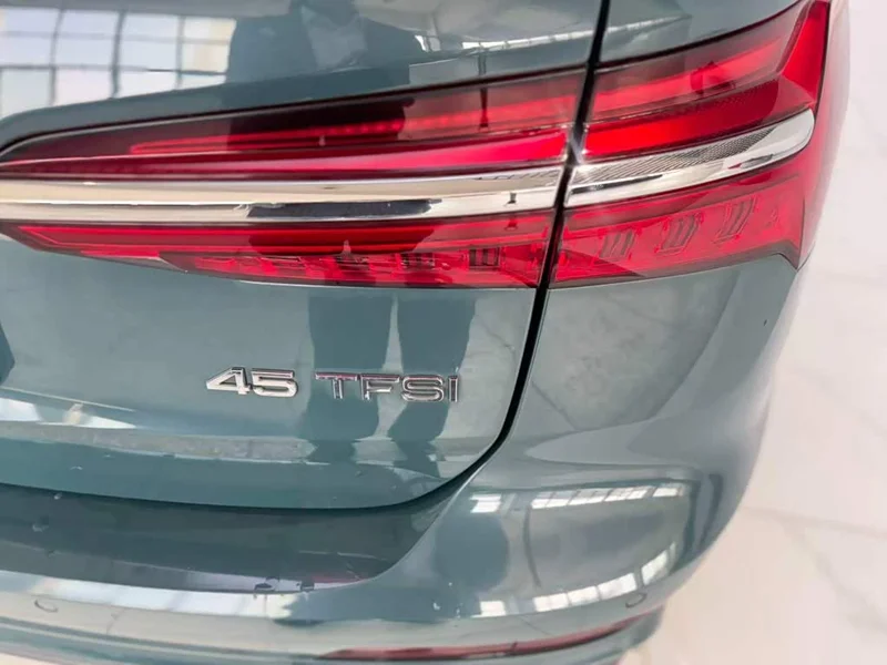 Audi A6 — фото 10