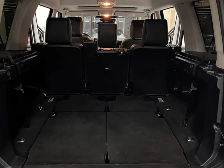 Land Rover Discovery — фото 13