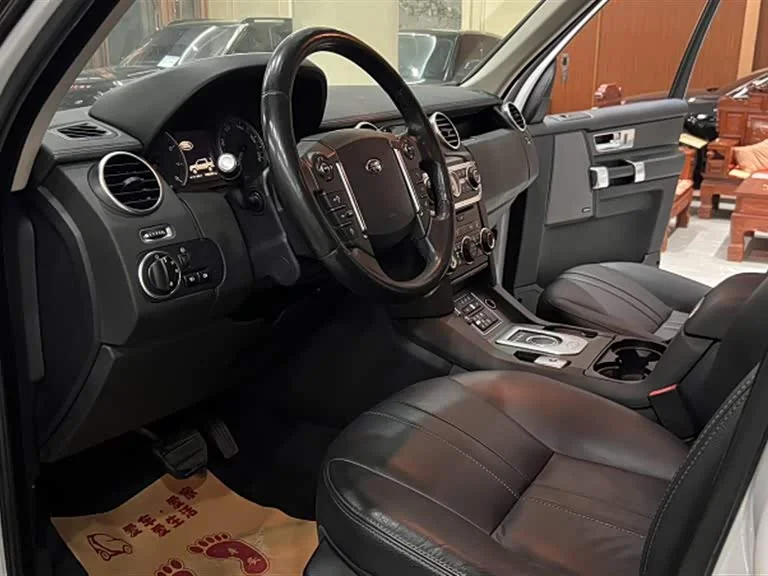 Land Rover Discovery — фото 10