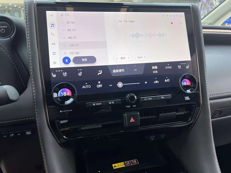 Toyota Vellfire — фото 15