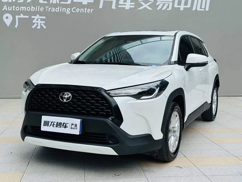 Toyota Corolla Cross — фото 18