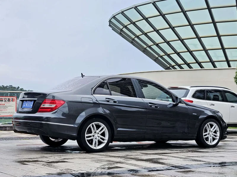Mercedes-Benz C-Class — фото 4