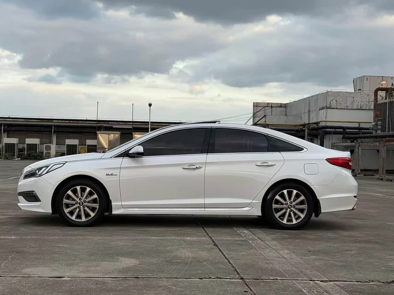 Hyundai Sonata — фото 7