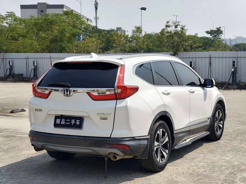 Honda CR-V — фото 10