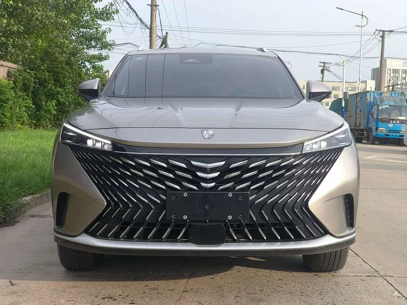 Roewe RX5 — фото 1