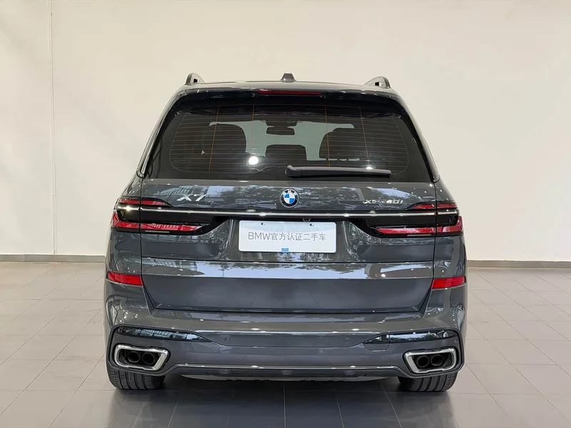 BMW X7 — фото 2
