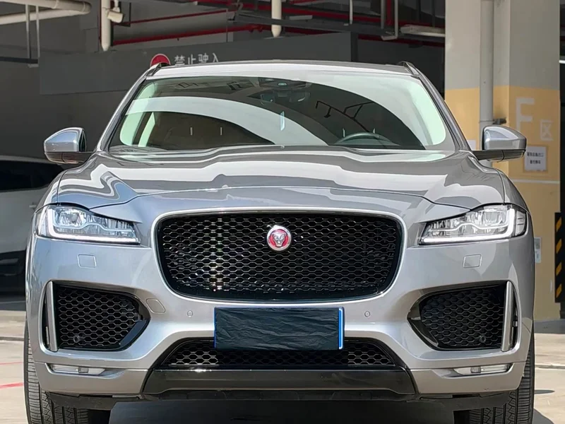 Jaguar F-PACE — фото 2