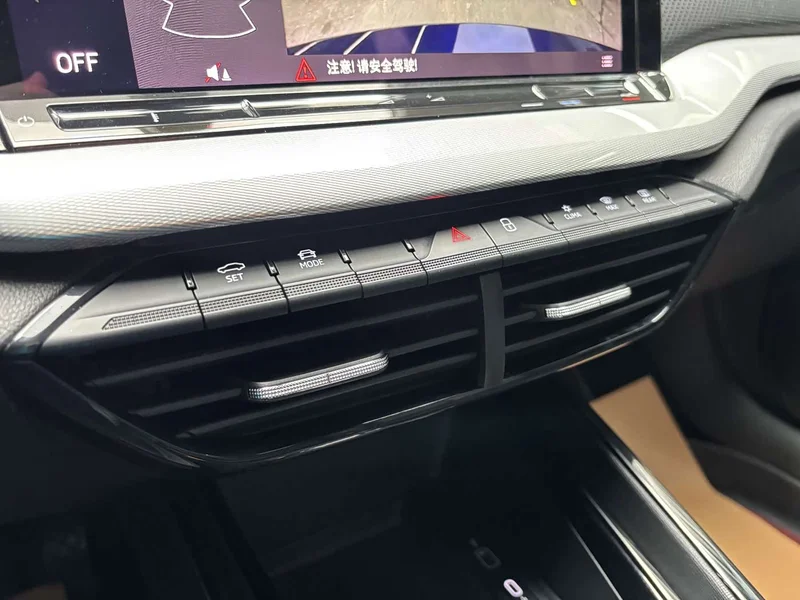 Volkswagen Octavia — фото 14