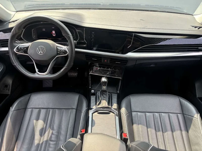 Volkswagen Passat — фото 11