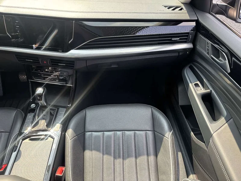 Volkswagen Passat — фото 13