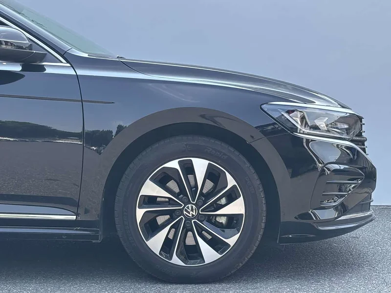 Volkswagen Passat — фото 6