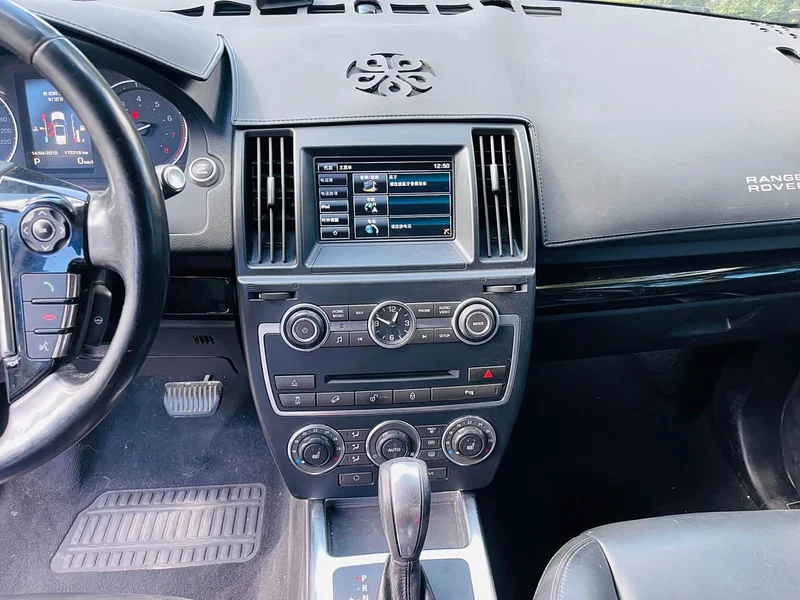 Land Rover Freelander 2 — фото 14