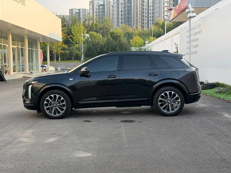 Cadillac XT5 — фото 3