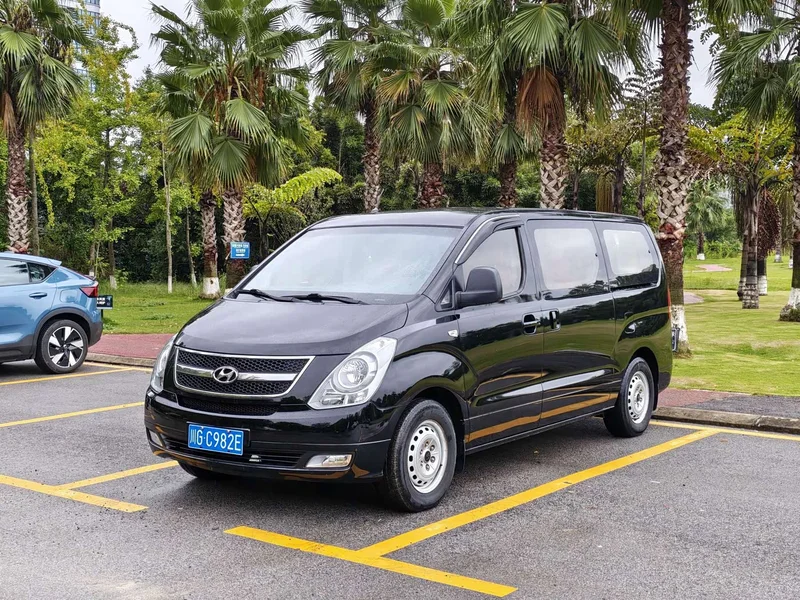 Hyundai H-1 — фото 1