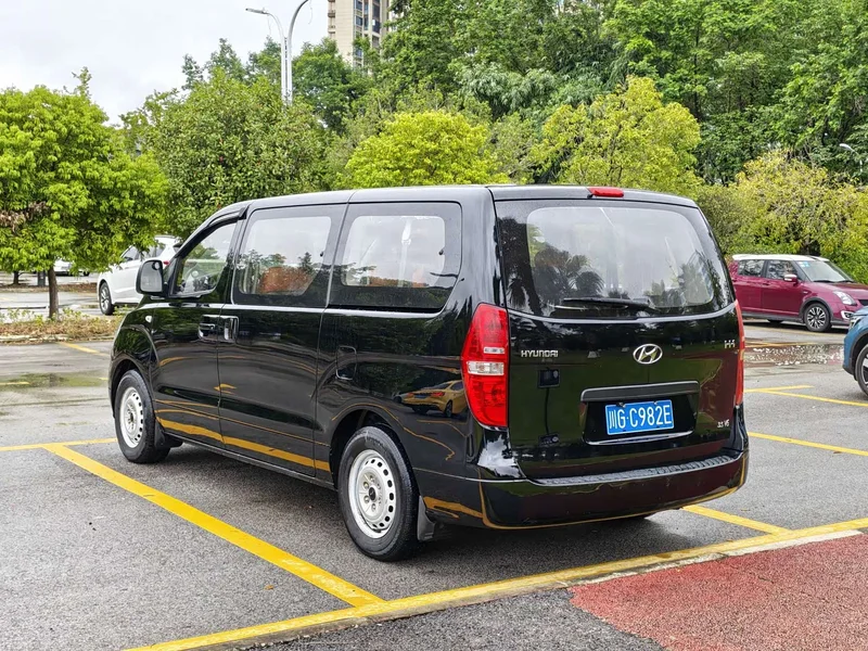 Hyundai H-1 — фото 16