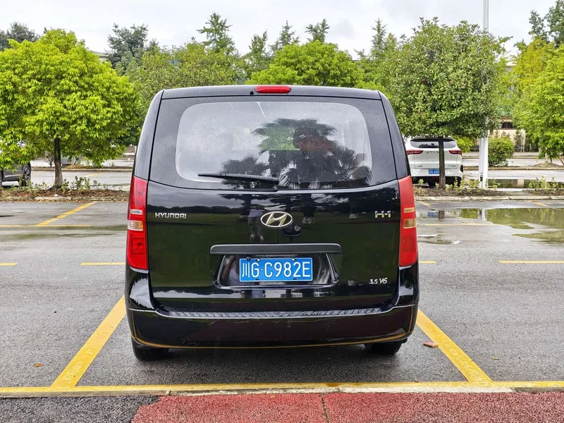 Hyundai H-1 — фото 18