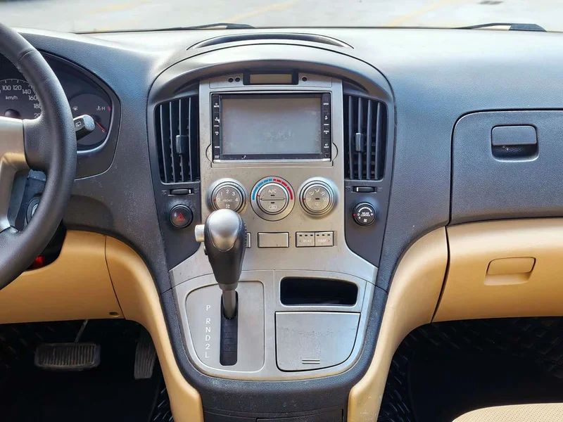 Hyundai H-1 — фото 9